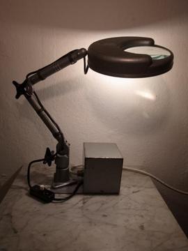 Vintage industrieel lamp bureau / loeplamp tafellamp horica