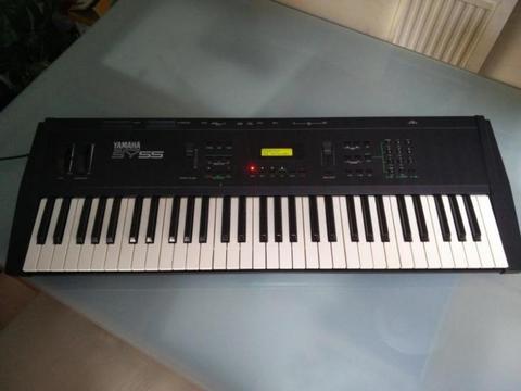 Yamaha SY55 Music Synthesizer