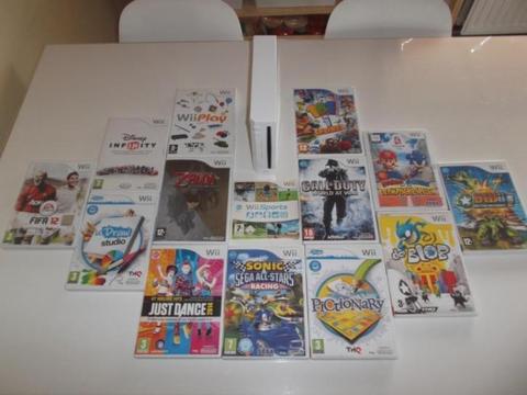 Nintendo Wii + Controllers + Games , Disney Infinity