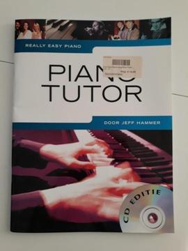 Zo goed als nieuw piano lesboek te koop (beginners)