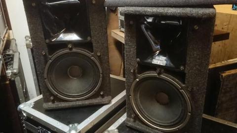 nexo ps10 speakers + ps10TD controller + crest cc4000 verste