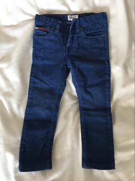 Tommy Hilfiger rib broek jongens maat 92