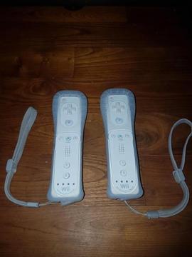 Wii controllers met Motion Plus inside, origineel!!