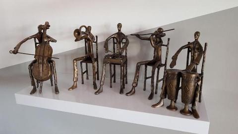 muzikanten beeldjes sculpture afrikaans brons viool cello-ba