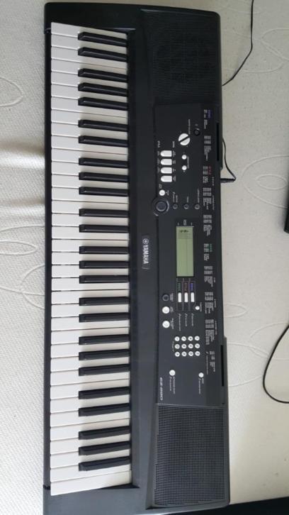 Keyboard Yamaha ez-220