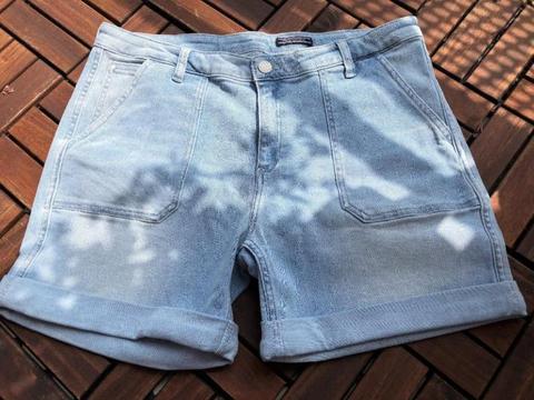 Tommy Hilfiger short met omgeslagen broekspijp - maat 32