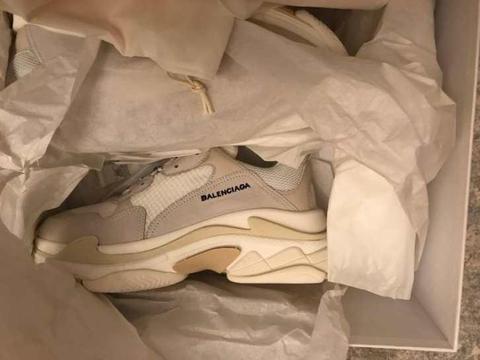 Balenciaga Triple S size 45 limited shoes new boxed white