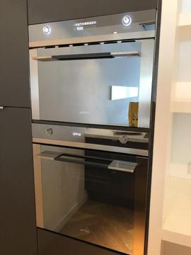 Smeg inbouw oven (hetelucht) en combi-oven / magnetron 60 cm