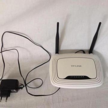 router draadloos wifi TP link 300