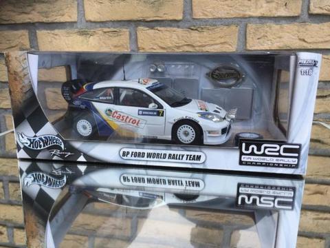 FORD FOCUS RS WRC RALLY 2004 MARTIN #7 HOT WHEELS In Box