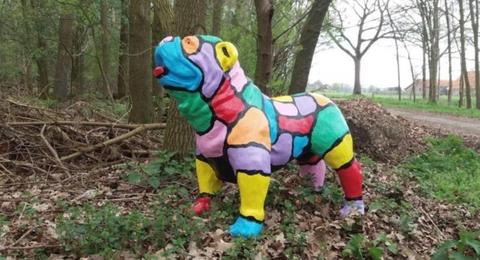 Polyester beeld Engelse Bulldog in uw eigen kleuren