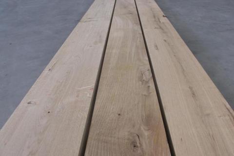Eiken eikenhout plank planken geschaafd gedroogd meubelplank
