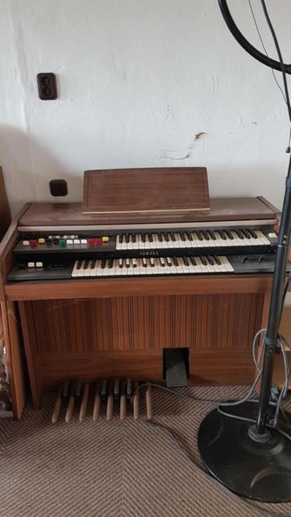 Orgel yamaha op te halen in Beers Noord Brabant