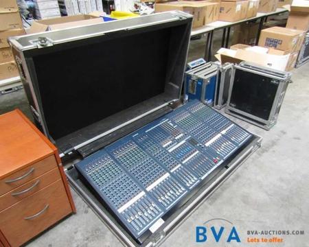 Online veiling: Yamaha mengtafel mixing console IM8-32 (