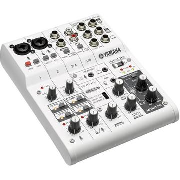 Yamaha AG06 webcasting mixer en USB audio interface