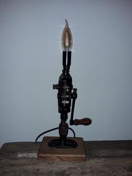 Mooie vintage industriële lamp