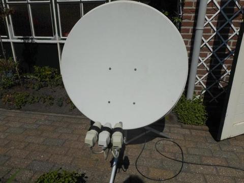 complete set satelliet ontvanger FTA Koning