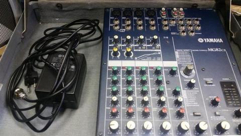 Y amaha MG82CX 8 Input Stereo Mixer with Digital Effects