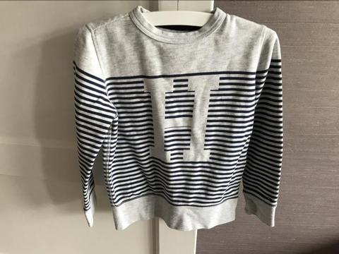 Trui Tommy Hilfiger maat 116