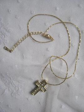 kruisje goud met swarovski kristal kruis hanger en ketting