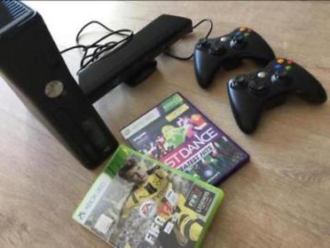 Xbox 360 500gb slim nieuwstaat met spellen Kinect