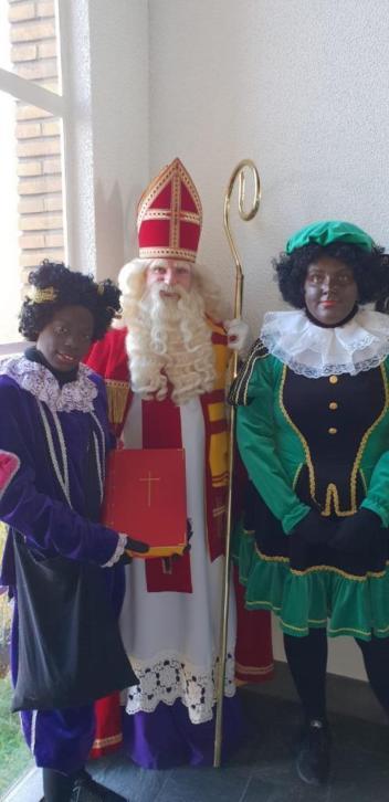 Sint en pieten Reserveer u feest voor Elke bezoek 0657962120