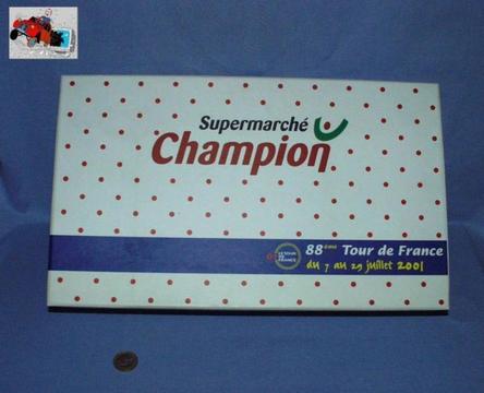 Norev 1/43 : Geschenkkoffer Tour de France VW Fietsen 2001