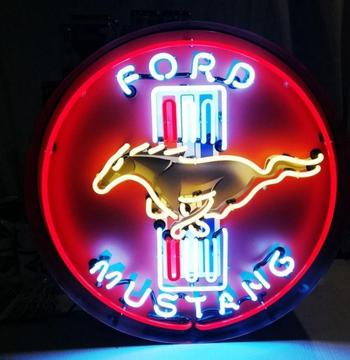 Ford Mustang Neon Verlichting In Stalen Behuizing