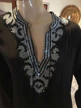 TAJ BY SABRINA CRIPPA blouse van ZIJDE met steentjes pailett