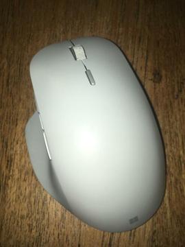 Microsoft Surface Precision Mouse Bluetooth multiple devices