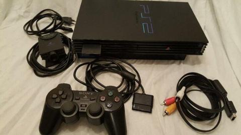 PS2 PlayStation 2, met 2 controllers, EyeToy en 16 games