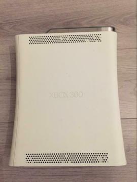 Xbox 360 inclusief 2 spellen, controller en headset