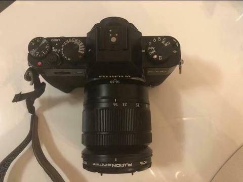 Fujifilm X-T10 systeemcamera Black. TOTALE WAARDE: €900