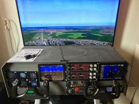 Vlieg Simulator huren 45,- per uur