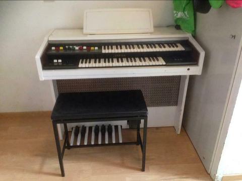 Yamaha orgel (70 jaren)