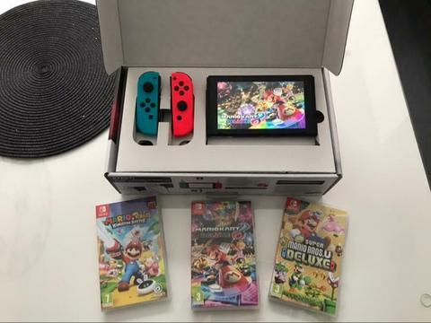 Nintendo switch met de 3 beste mario games!!