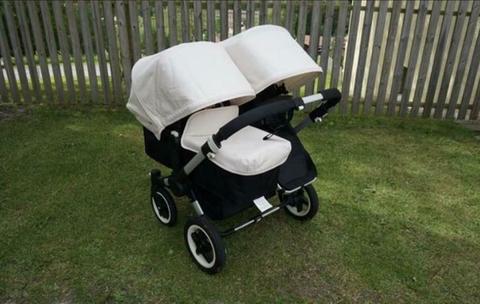 Nette bugaboo donkey duo/tweeling kinderwagen