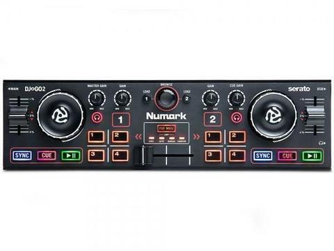 Numark DJ2GO2 portable DJ controller met Serato DJ software