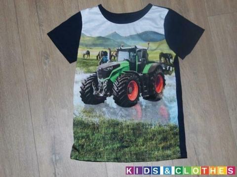 T Shirt met Tractor Print