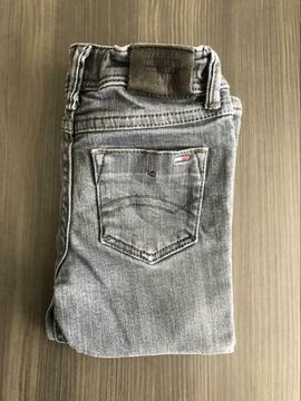 Tommy Hilfiger denim maat 86 in prima staat