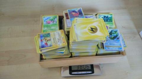 ~2000 Pokémon Kaarten