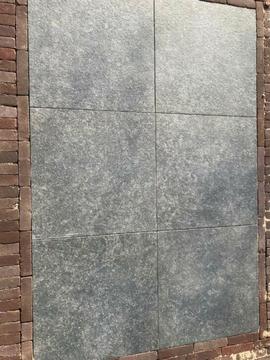 Keramische tegels met betonnen ondergrond Keramiek