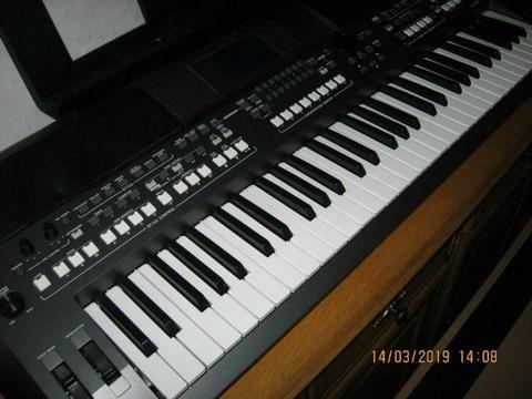 Yamaha keyboard PSR-S670