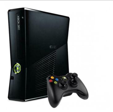 Gezocht: Xbox 360 met 2 controllers en GTA 5