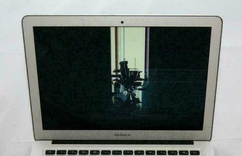 macbook air 13 inch scherm reparatie vervangen herstel barst