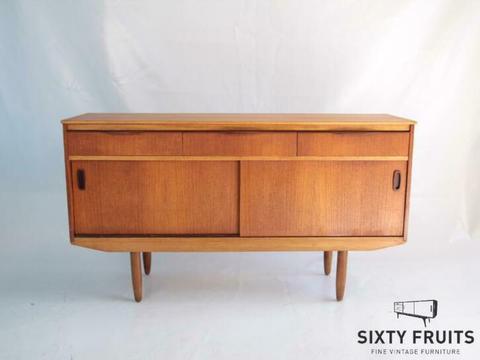 1097 Vintage Retro Jentique Dressoir