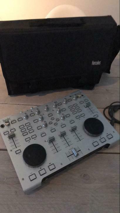 Hercules DJ console Rmx