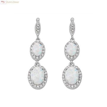 Zilveren elegante witte opaal en zirkoon oorbellen