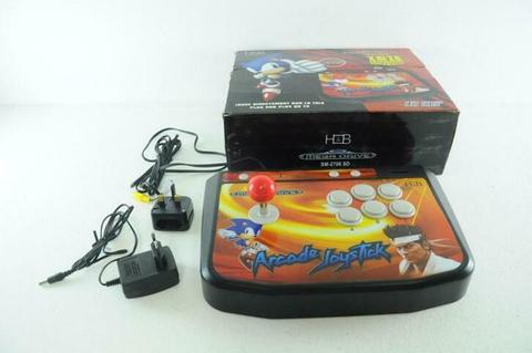 Mega Drive Arcade Stick het ingebouwde games
