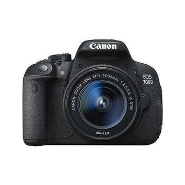 Canon EOS 700D DSLR + 18-55mm IS STM - Tweedehands